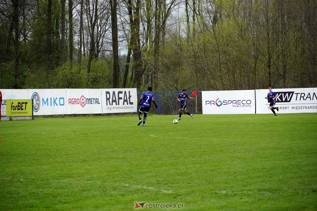 KS CK Troszyn - Legia II Warszawa [19.04.2023] - zdjęcie #1 - eOstroleka.pl