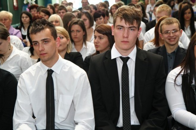 Zakończenie roku w ZSZ nr 4 (29.04.2011) - zdjęcie #21 - eOstroleka.pl