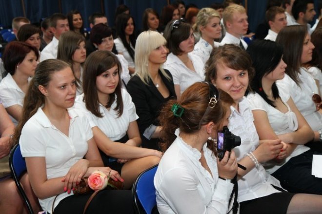 Zakończenie roku w ZSZ nr 4 (29.04.2011) - zdjęcie #18 - eOstroleka.pl