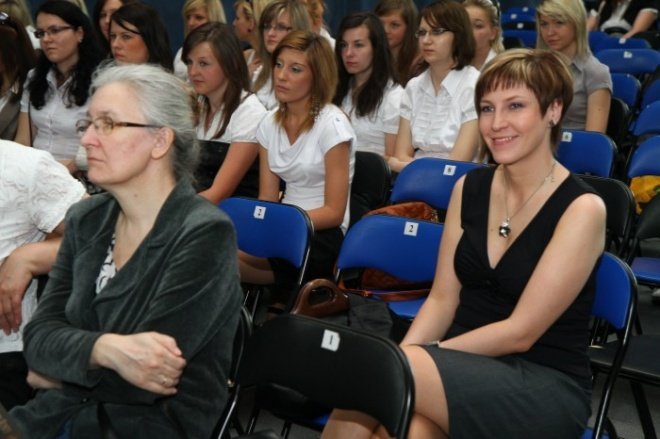 Zakończenie roku w ZSZ nr 4 (29.04.2011) - zdjęcie #10 - eOstroleka.pl