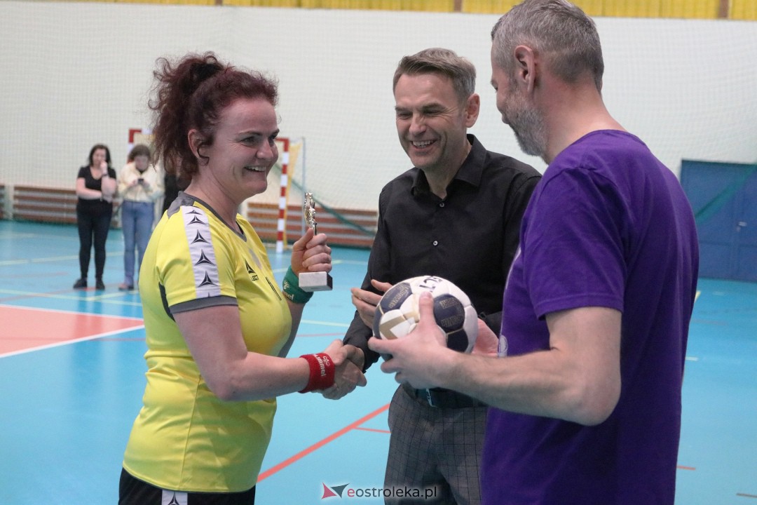 Turniej masters w piłce ręcznej [22.04.2023] - zdjęcie #10 - eOstroleka.pl