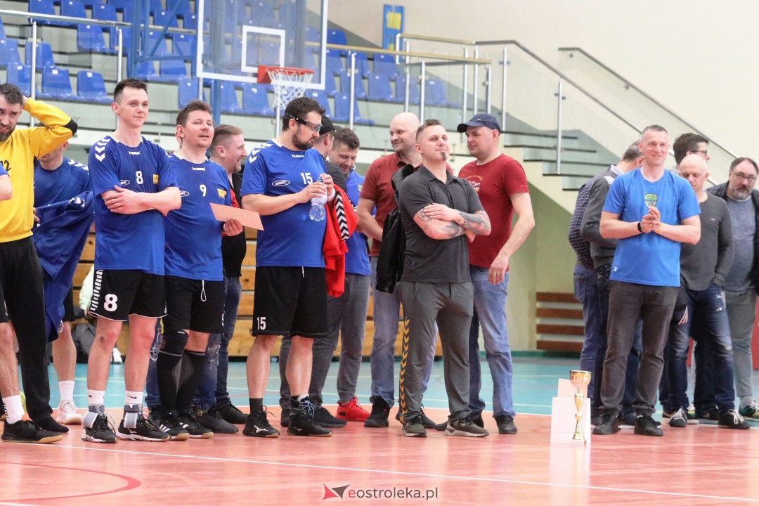 Turniej masters w piłce ręcznej [22.04.2023] - zdjęcie #6 - eOstroleka.pl