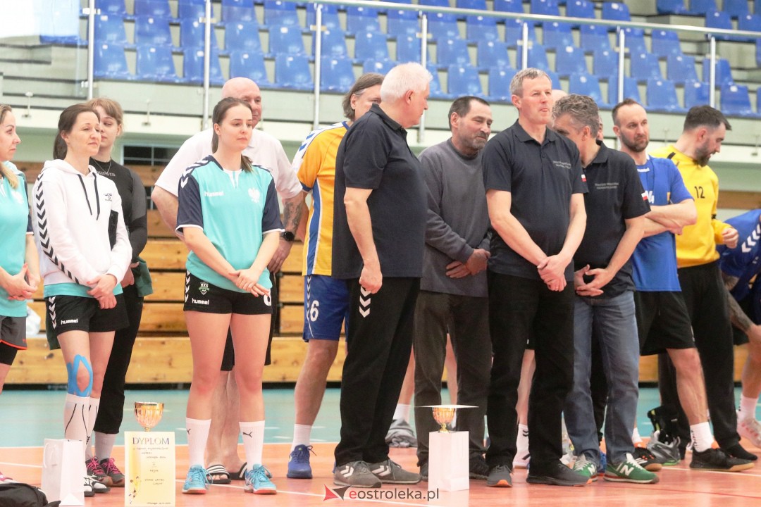 Turniej masters w piłce ręcznej [22.04.2023] - zdjęcie #4 - eOstroleka.pl