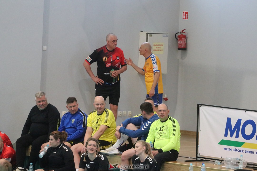 Turniej masters w piłce ręcznej [22.04.2023] - zdjęcie #108 - eOstroleka.pl