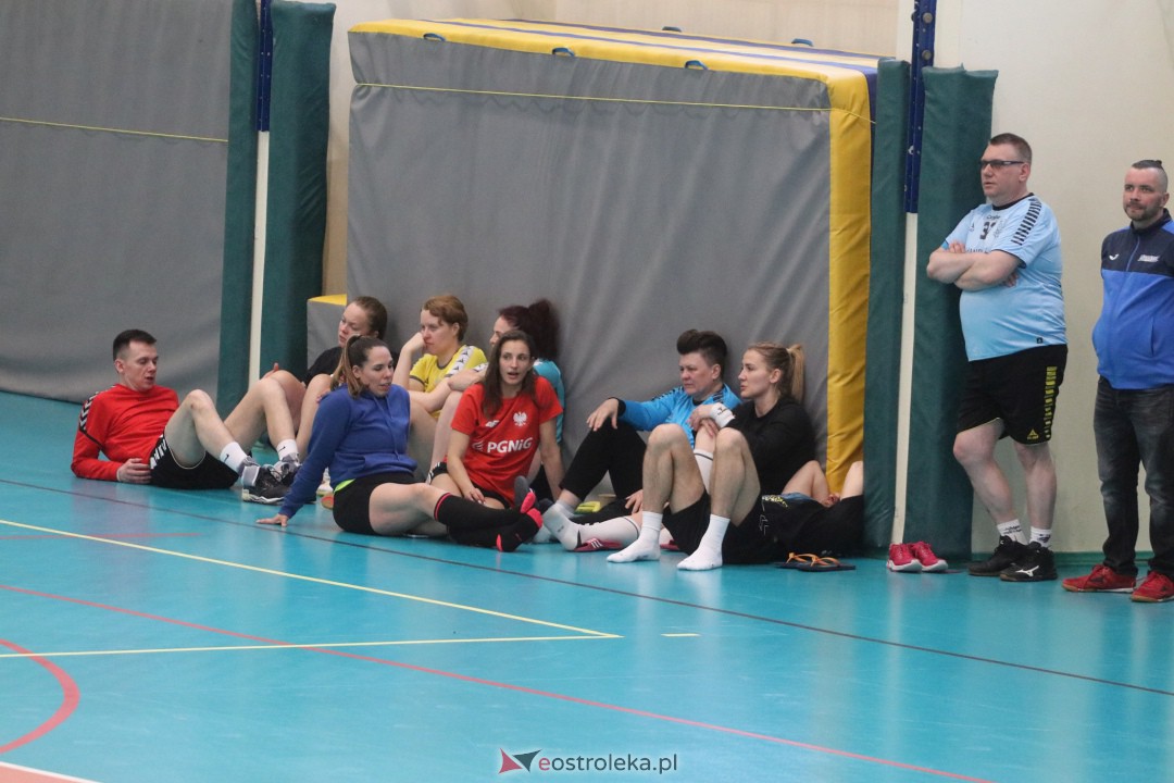 Turniej masters w piłce ręcznej [22.04.2023] - zdjęcie #98 - eOstroleka.pl