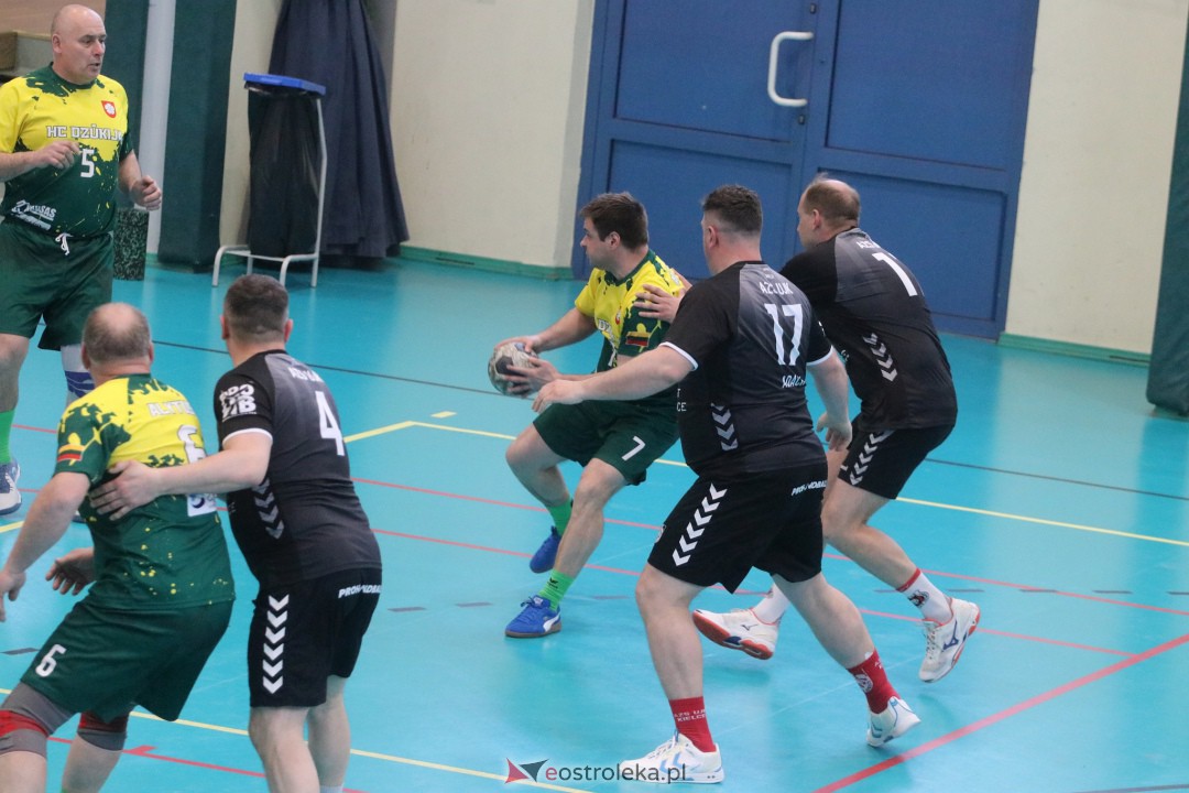 Turniej masters w piłce ręcznej [22.04.2023] - zdjęcie #91 - eOstroleka.pl
