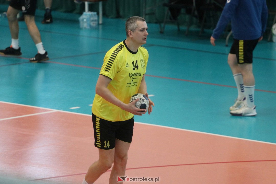 Turniej masters w piłce ręcznej [22.04.2023] - zdjęcie #77 - eOstroleka.pl