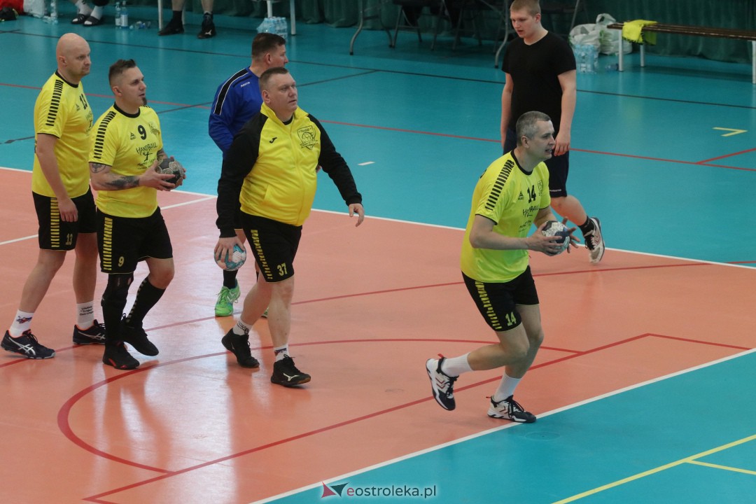 Turniej masters w piłce ręcznej [22.04.2023] - zdjęcie #75 - eOstroleka.pl