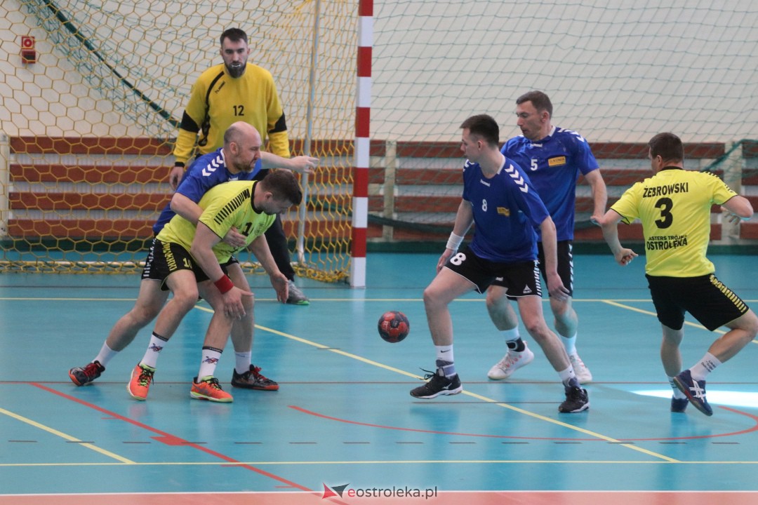 Turniej masters w piłce ręcznej [22.04.2023] - zdjęcie #56 - eOstroleka.pl