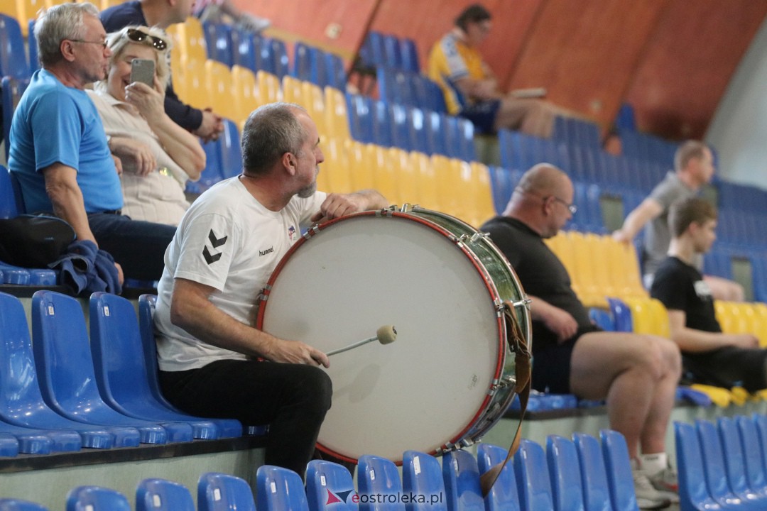 Turniej masters w piłce ręcznej [22.04.2023] - zdjęcie #54 - eOstroleka.pl