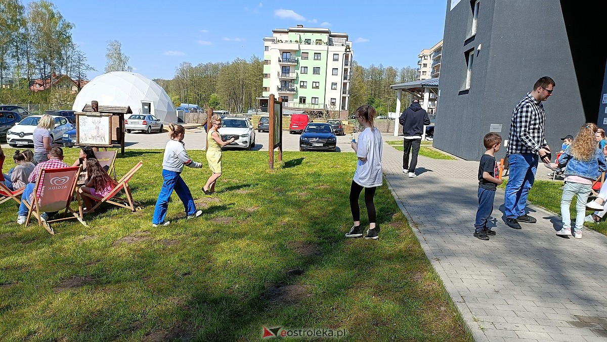 Ostrołęka świętuje Dzień Ziemi. Rodzinny piknik w Multimedialnym Centrum Natura [23.04.2023] - zdjęcie #32 - eOstroleka.pl