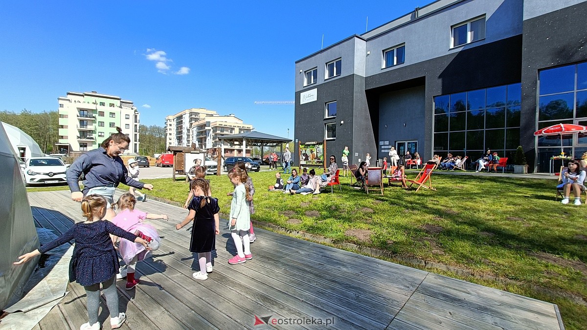 Ostrołęka świętuje Dzień Ziemi. Rodzinny piknik w Multimedialnym Centrum Natura [23.04.2023] - zdjęcie #29 - eOstroleka.pl