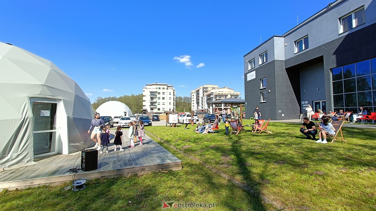 Ostrołęka świętuje Dzień Ziemi. Rodzinny piknik w Multimedialnym Centrum Natura [23.04.2023] - zdjęcie #16 - eOstroleka.pl
