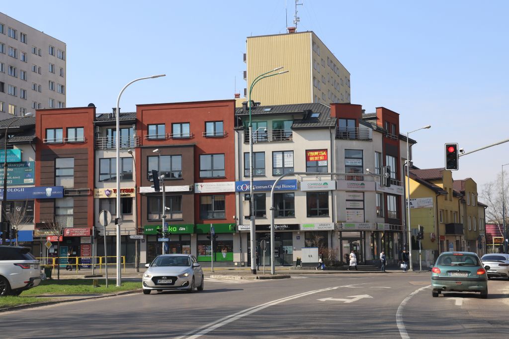 Ostrołęka: Wymieniają uliczne latarnie w centrum miasta [25.04.2023] - zdjęcie #13 - eOstroleka.pl