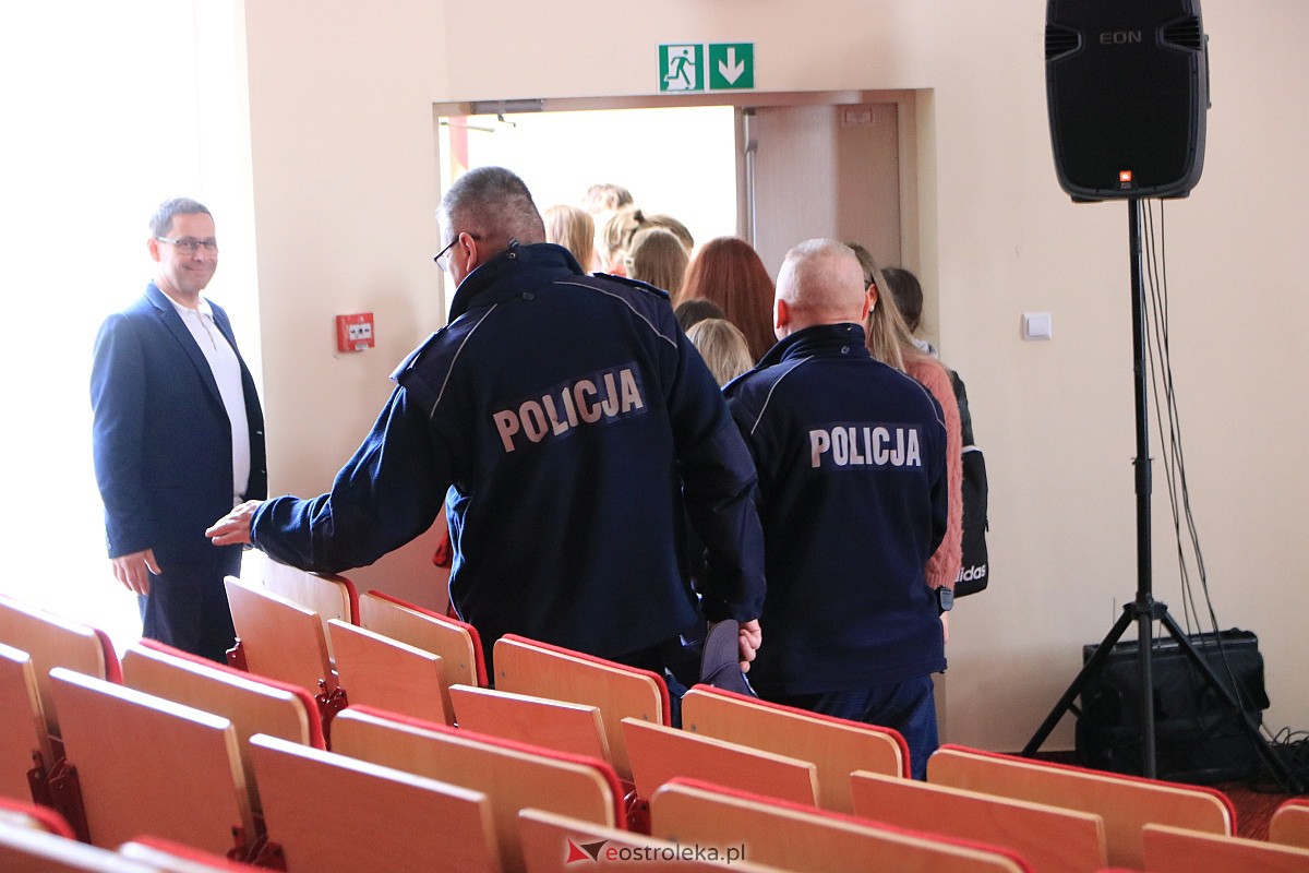 Dzień otwarty w Wyższej Szkole Administracji Publicznej [25.04.2023] - zdjęcie #10 - eOstroleka.pl