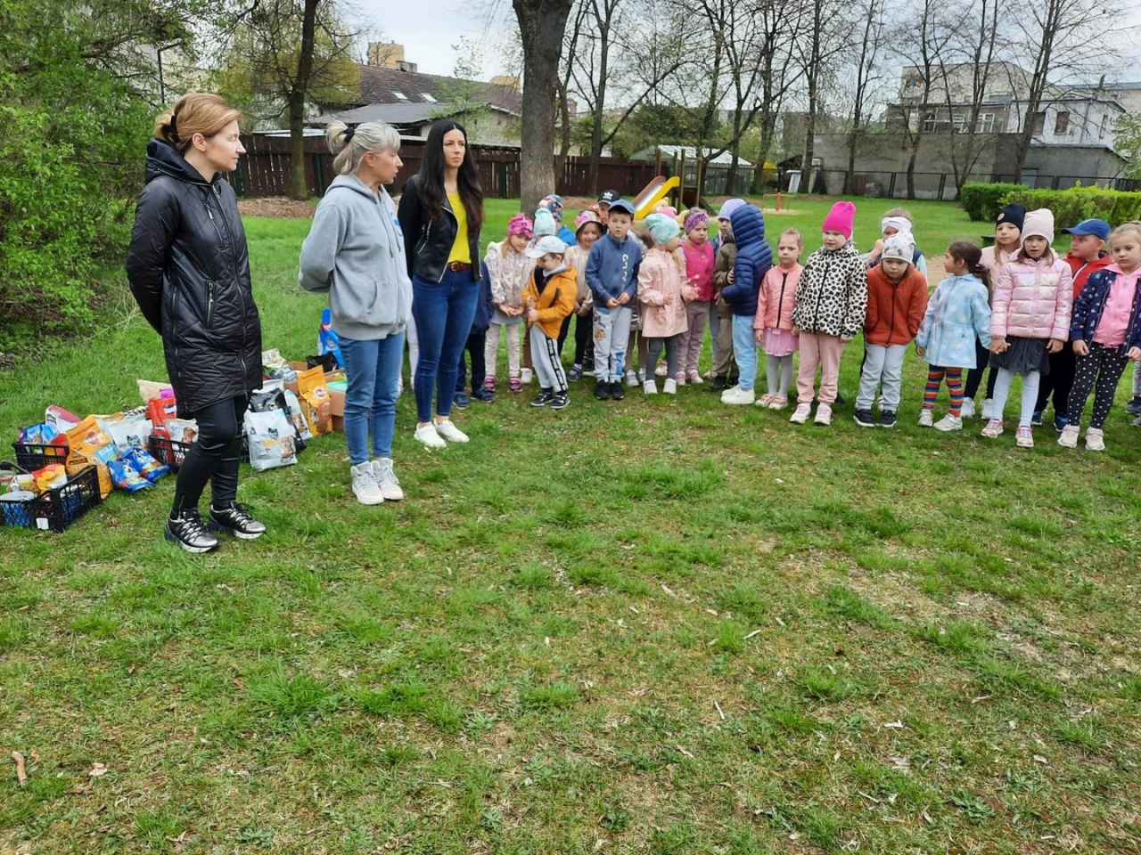 Pełna miska dla schroniska w Krainie Radości [26.04.2023] - zdjęcie #6 - eOstroleka.pl