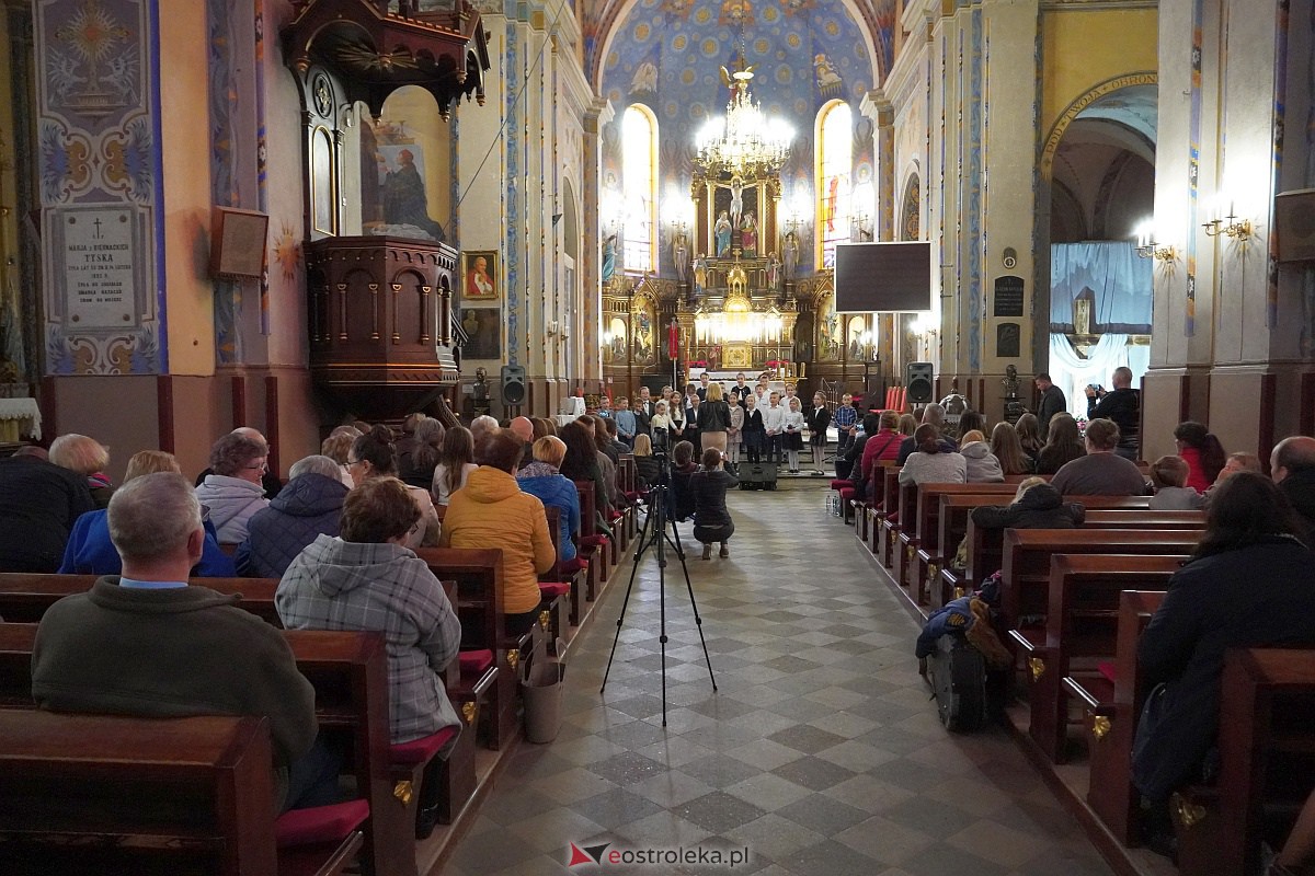 27. Festiwal Piosenki Religijnej w Goworowie [27.04.2023] - zdjęcie #47 - eOstroleka.pl