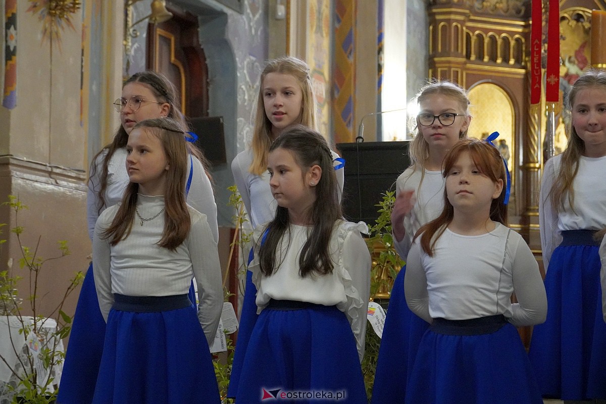 27. Festiwal Piosenki Religijnej w Goworowie [27.04.2023] - zdjęcie #37 - eOstroleka.pl