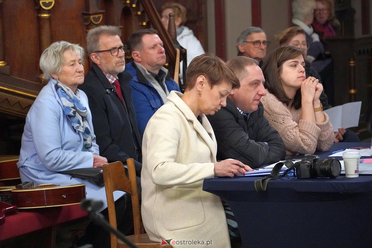 27. Festiwal Piosenki Religijnej w Goworowie [27.04.2023] - zdjęcie #31 - eOstroleka.pl