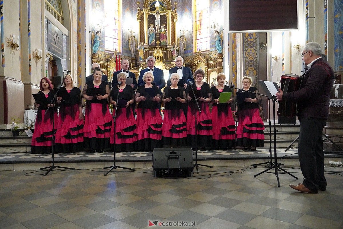 27. Festiwal Piosenki Religijnej w Goworowie [27.04.2023] - zdjęcie #4 - eOstroleka.pl