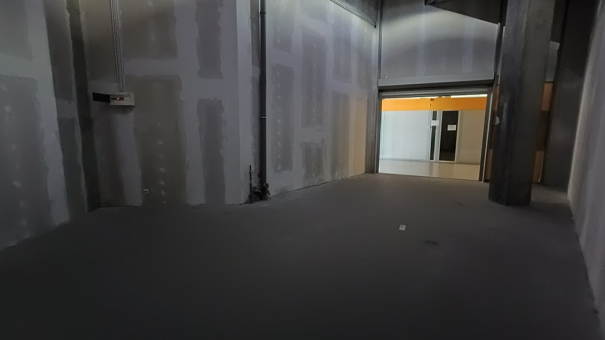 Lokale do wynajęcia w Hali Targowej Feniks [28.04.2023] - zdjęcie #15 - eOstroleka.pl