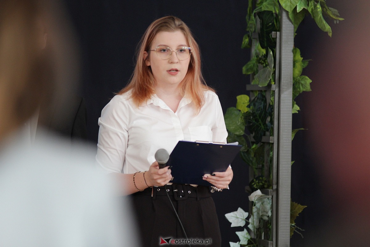 Zakoczenie roku szkolnego klas maturalnych w ZSZ nr 3 [28.04.2023] - zdjęcie #50 - eOstroleka.pl