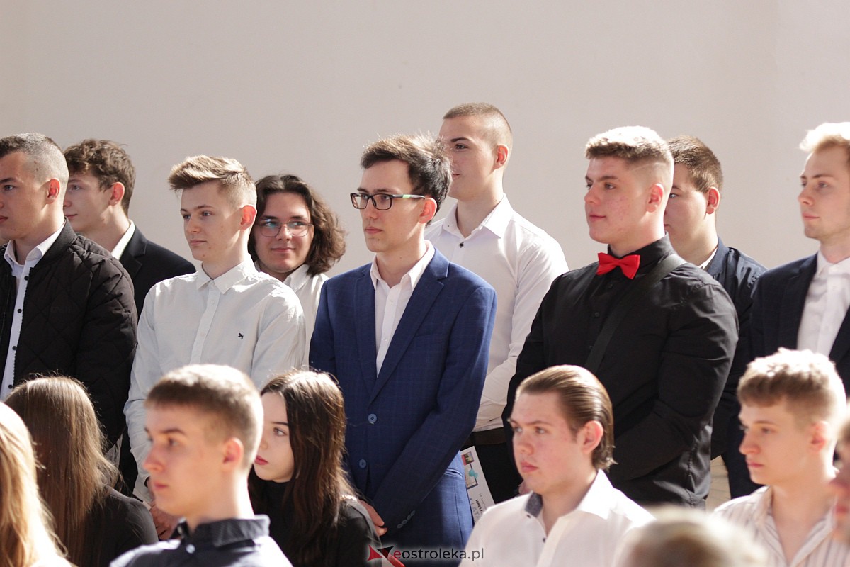 Zakoczenie roku szkolnego klas maturalnych w ZSZ nr 3 [28.04.2023] - zdjęcie #23 - eOstroleka.pl
