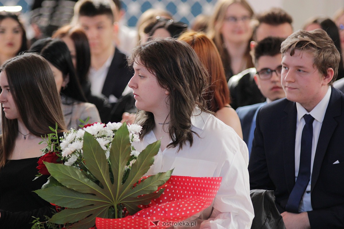 Zakoczenie roku szkolnego klas maturalnych w ZSZ nr 3 [28.04.2023] - zdjęcie #14 - eOstroleka.pl