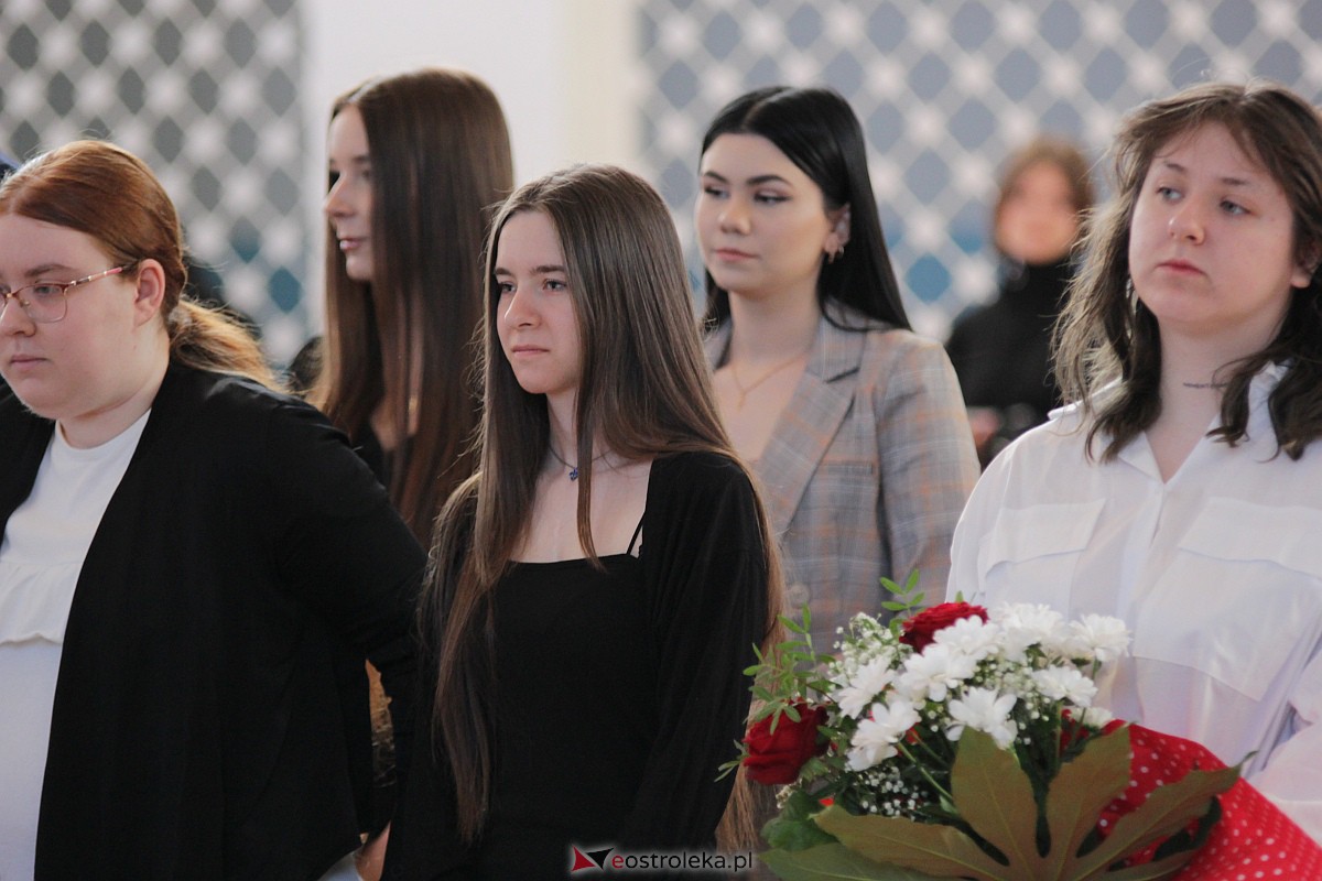 Zakoczenie roku szkolnego klas maturalnych w ZSZ nr 3 [28.04.2023] - zdjęcie #12 - eOstroleka.pl