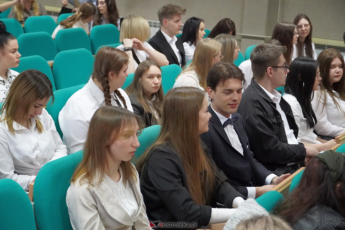 : Zakoczenie roku szkolnego klas maturalnych w ZSZ nr 4 [28.04.2023] - zdjęcie #70 - eOstroleka.pl