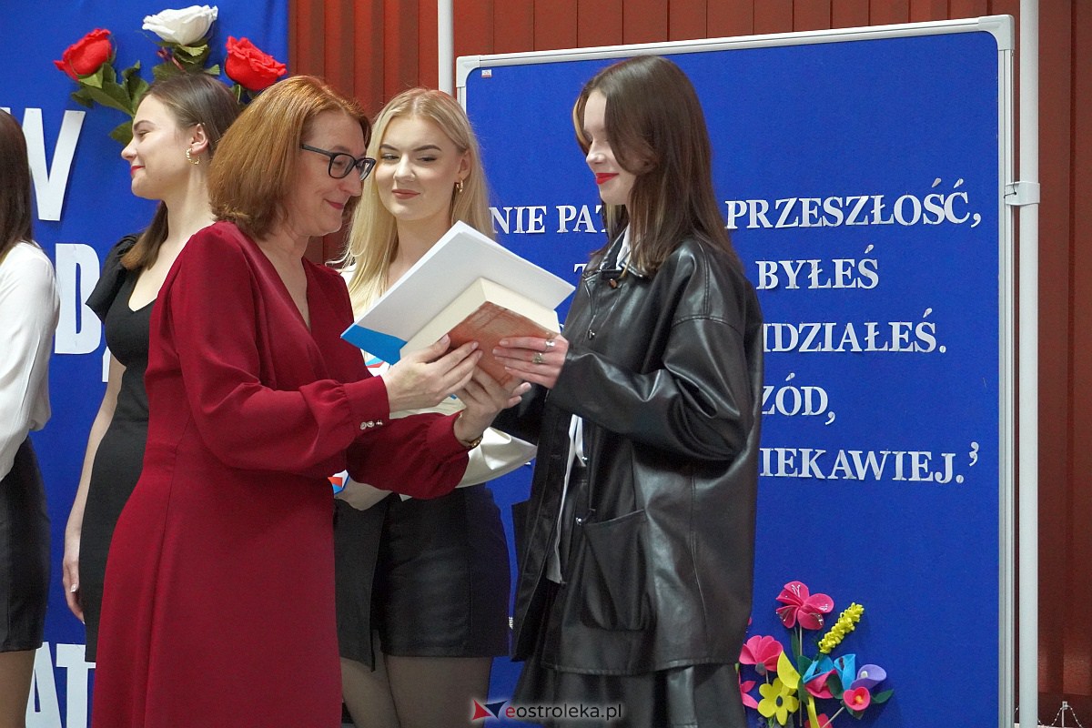 : Zakoczenie roku szkolnego klas maturalnych w ZSZ nr 4 [28.04.2023] - zdjęcie #11 - eOstroleka.pl