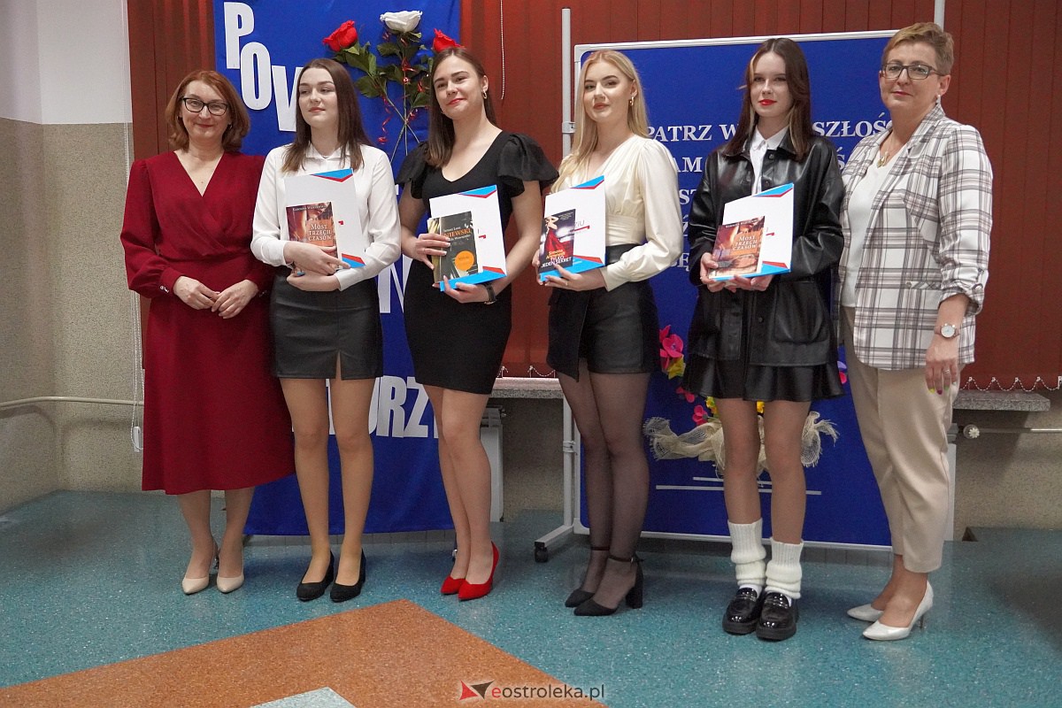 : Zakoczenie roku szkolnego klas maturalnych w ZSZ nr 4 [28.04.2023] - zdjęcie #7 - eOstroleka.pl