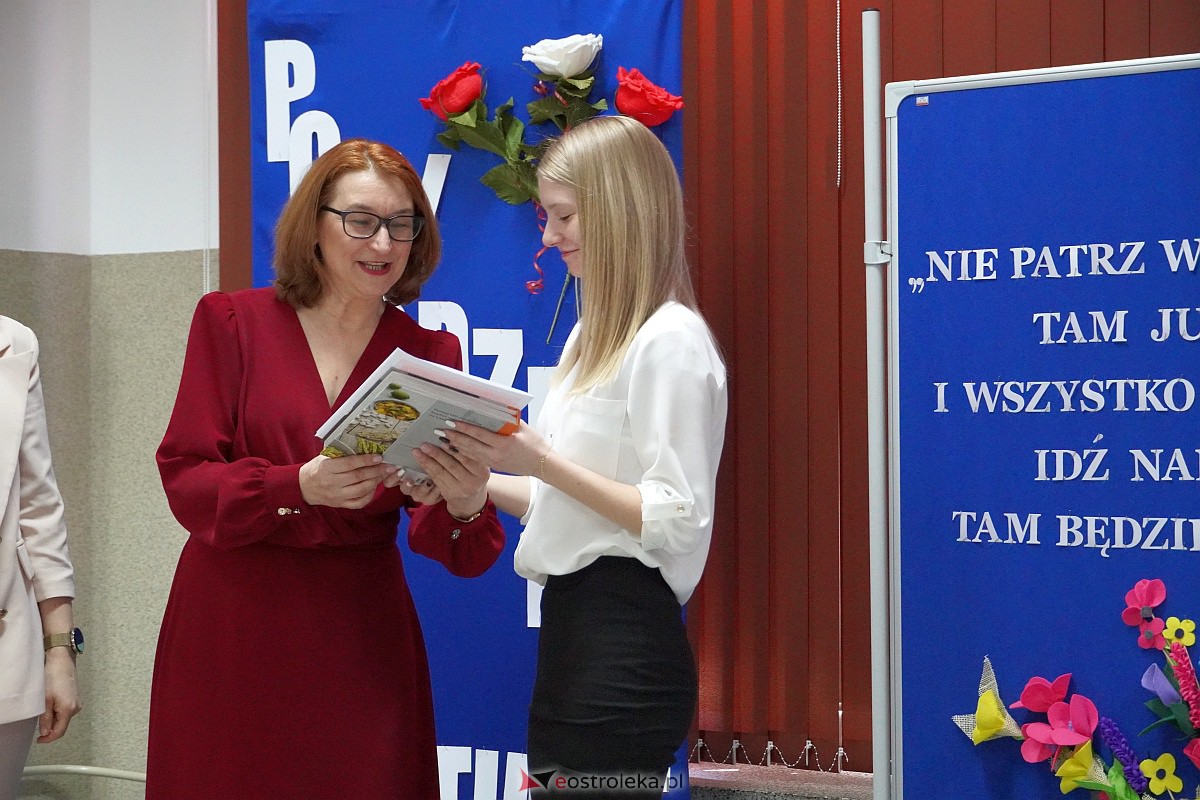 : Zakoczenie roku szkolnego klas maturalnych w ZSZ nr 4 [28.04.2023] - zdjęcie #5 - eOstroleka.pl