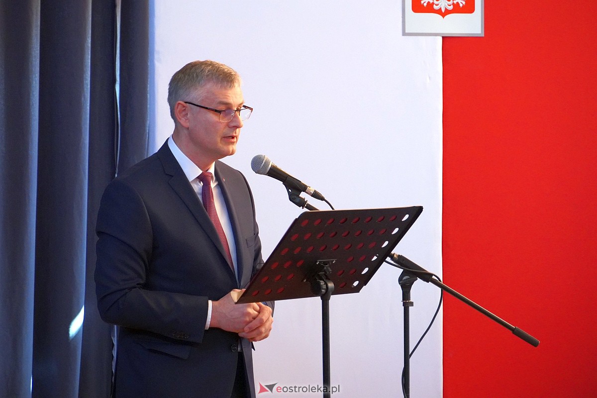 Zakoczenie roku szkolnego klas maturalnych w II LO [28.04.2023] - zdjęcie #16 - eOstroleka.pl
