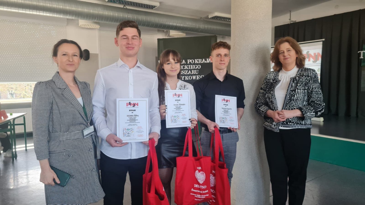 II rejonowy etap konkursu „Turbolandeskunde – Wędrówka po krajach niemieckiego obszaru językowego” - zdjęcie #15 - eOstroleka.pl