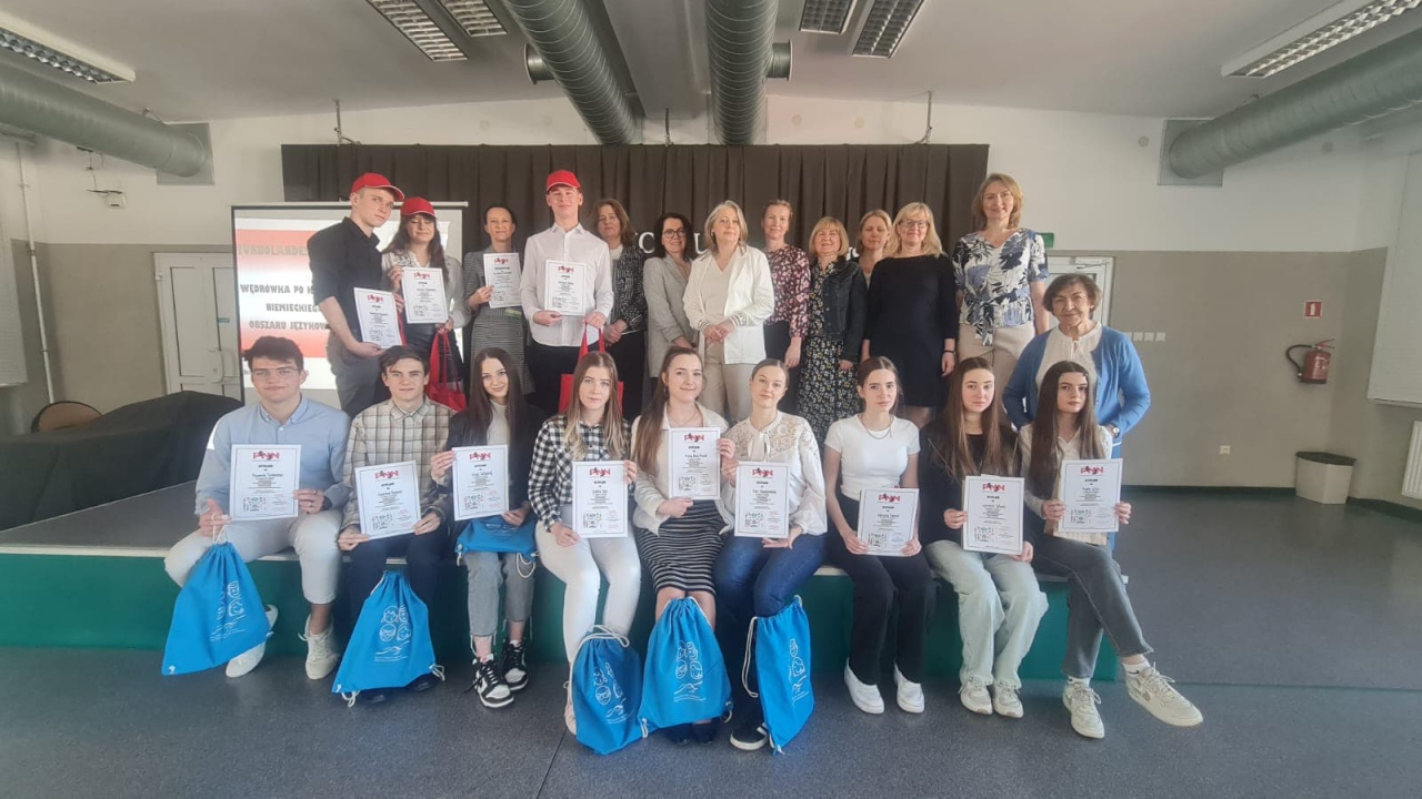 II rejonowy etap konkursu „Turbolandeskunde – Wędrówka po krajach niemieckiego obszaru językowego” - zdjęcie #8 - eOstroleka.pl