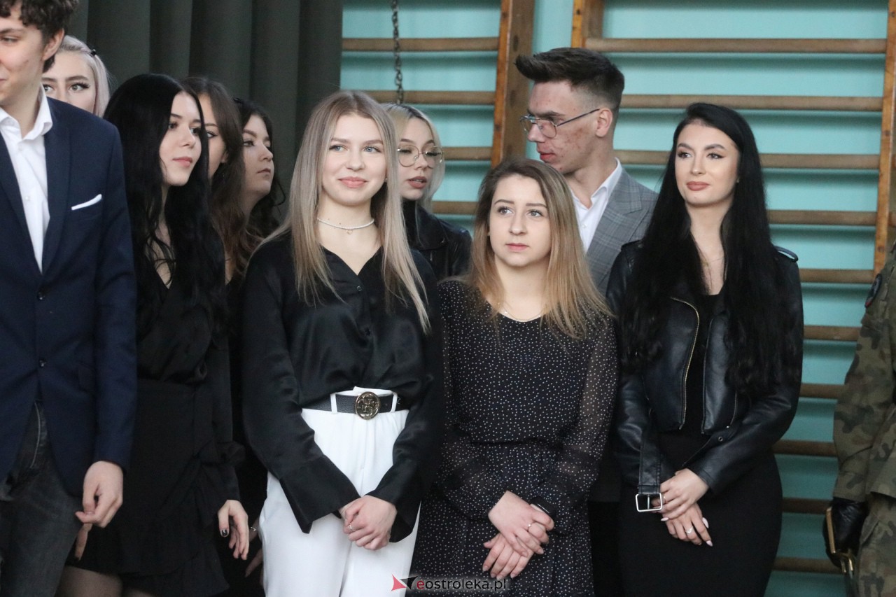 Zakoczenie roku szkolnego klas maturalnych w ZSZ 2 [28.04.2023] - zdjęcie #41 - eOstroleka.pl