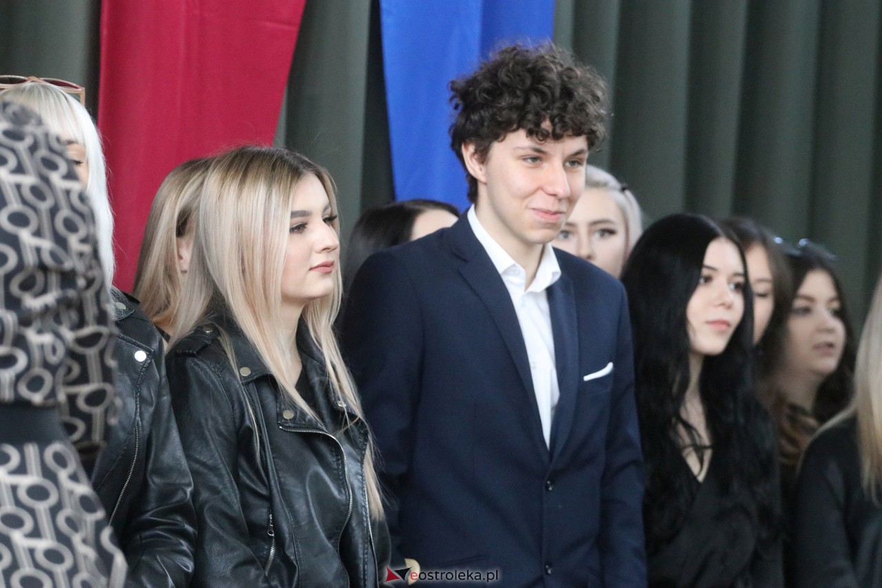 Zakoczenie roku szkolnego klas maturalnych w ZSZ 2 [28.04.2023] - zdjęcie #40 - eOstroleka.pl