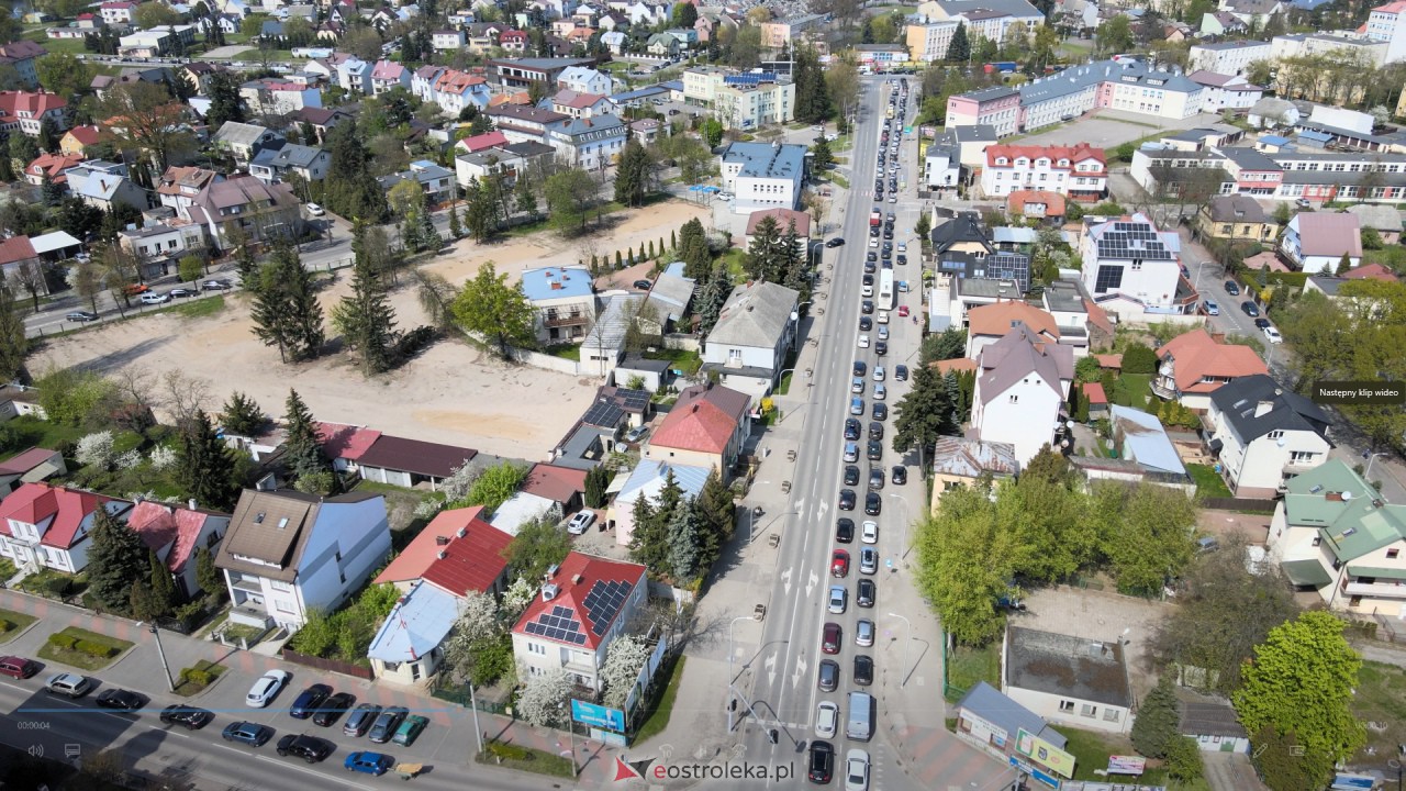 Majówka 2023 - korki na ulocach Ostrołęki [29.04.2023] - zdjęcie #1 - eOstroleka.pl