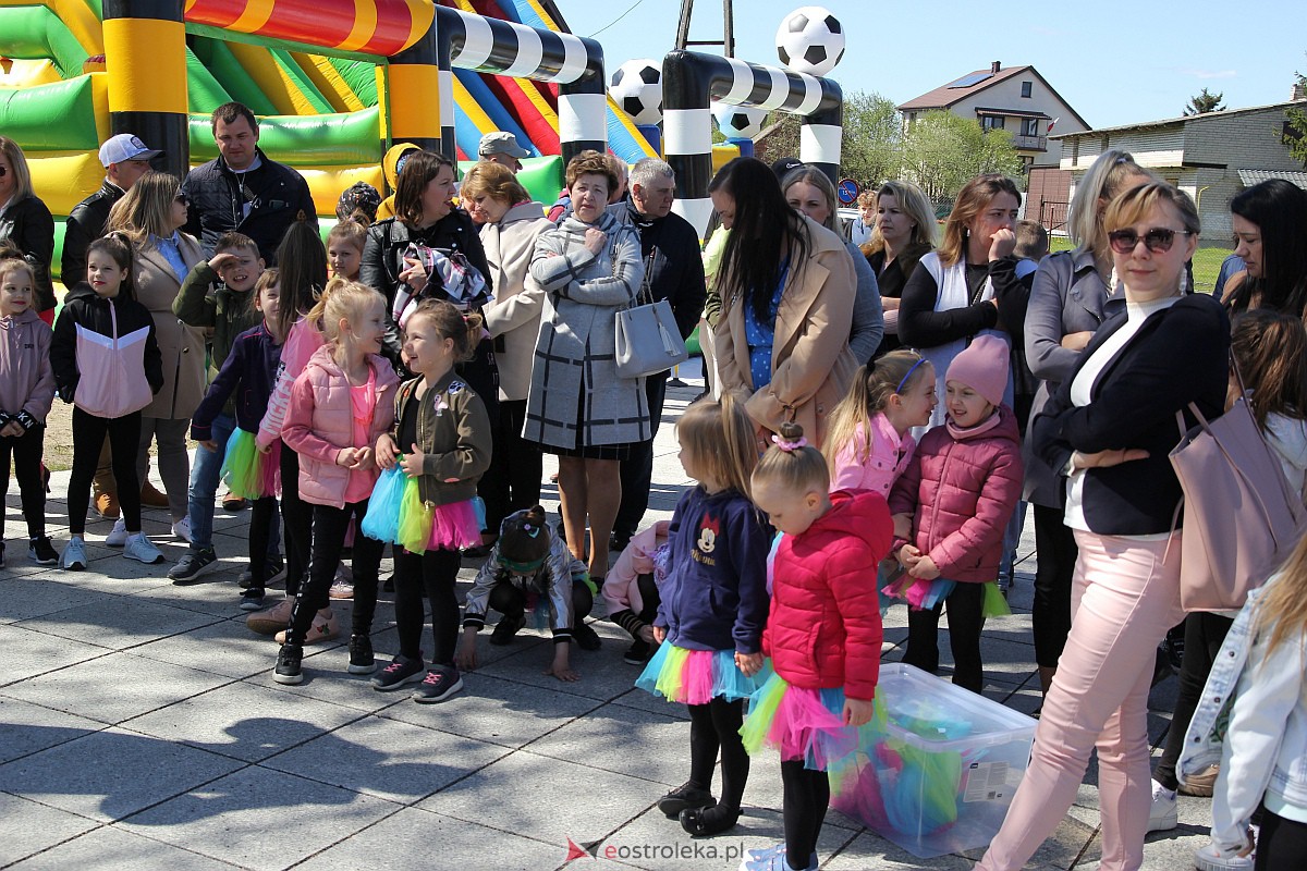 Uroczyste otwarcie nowego amfiteatru w Troszynie [30.04.2023] - zdjęcie #138 - eOstroleka.pl