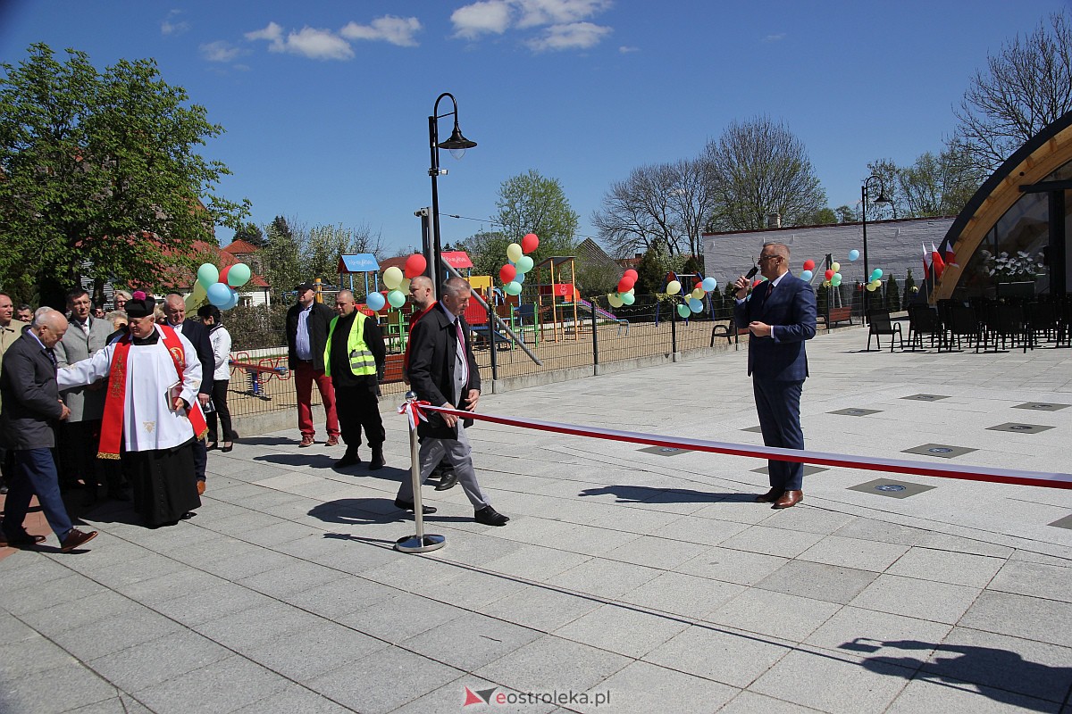 Uroczyste otwarcie nowego amfiteatru w Troszynie [30.04.2023] - zdjęcie #130 - eOstroleka.pl