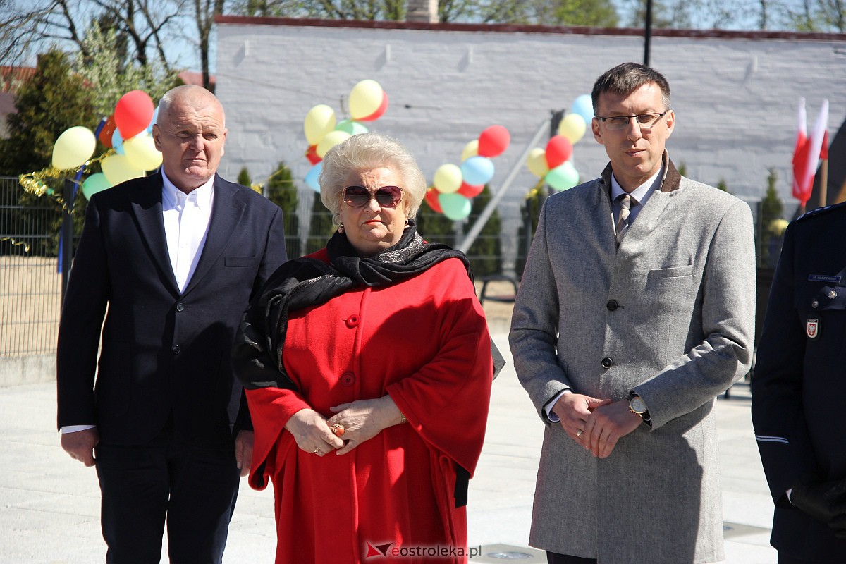 Uroczyste otwarcie nowego amfiteatru w Troszynie [30.04.2023] - zdjęcie #126 - eOstroleka.pl