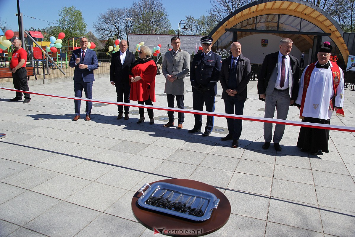 Uroczyste otwarcie nowego amfiteatru w Troszynie [30.04.2023] - zdjęcie #124 - eOstroleka.pl