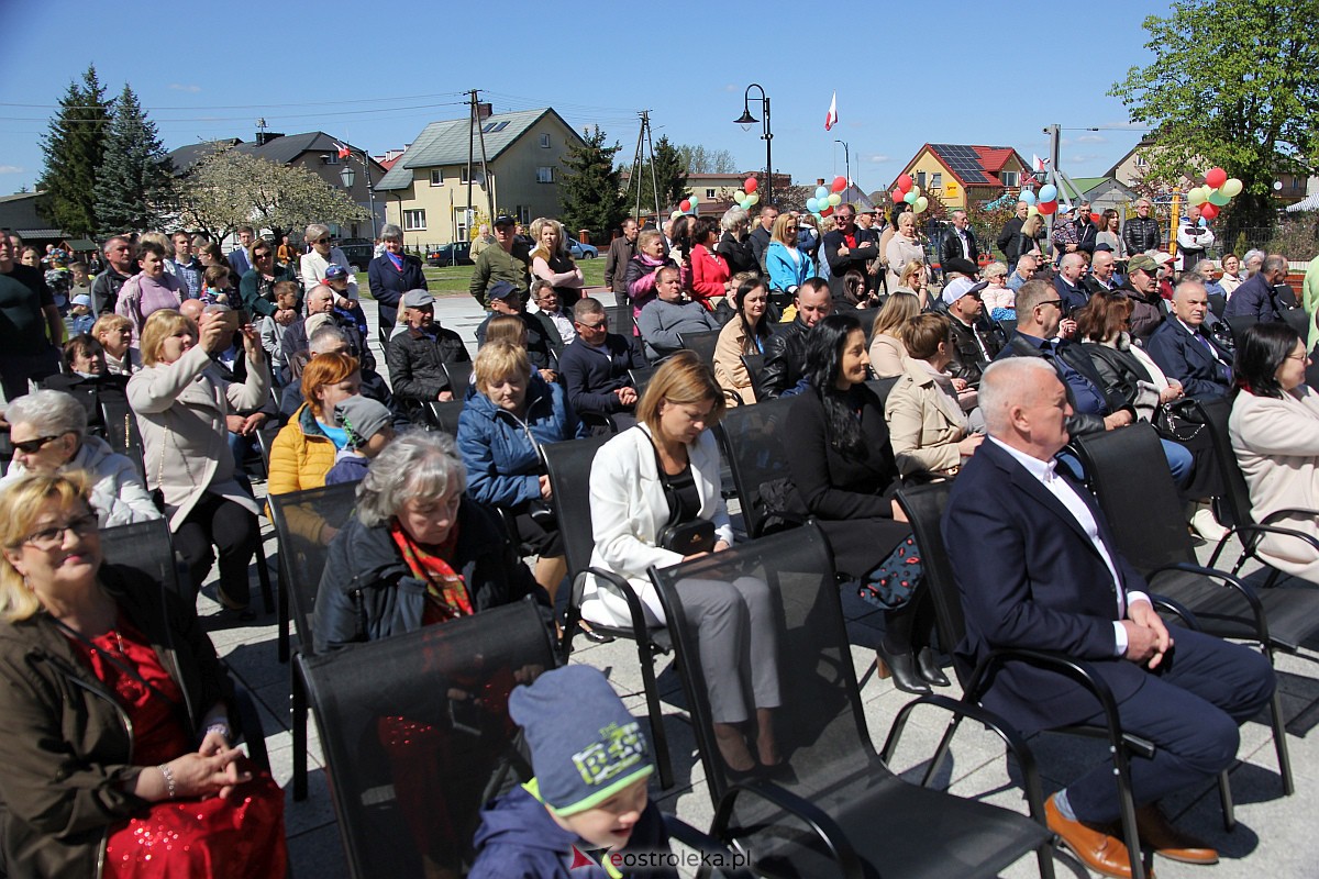 Uroczyste otwarcie nowego amfiteatru w Troszynie [30.04.2023] - zdjęcie #109 - eOstroleka.pl