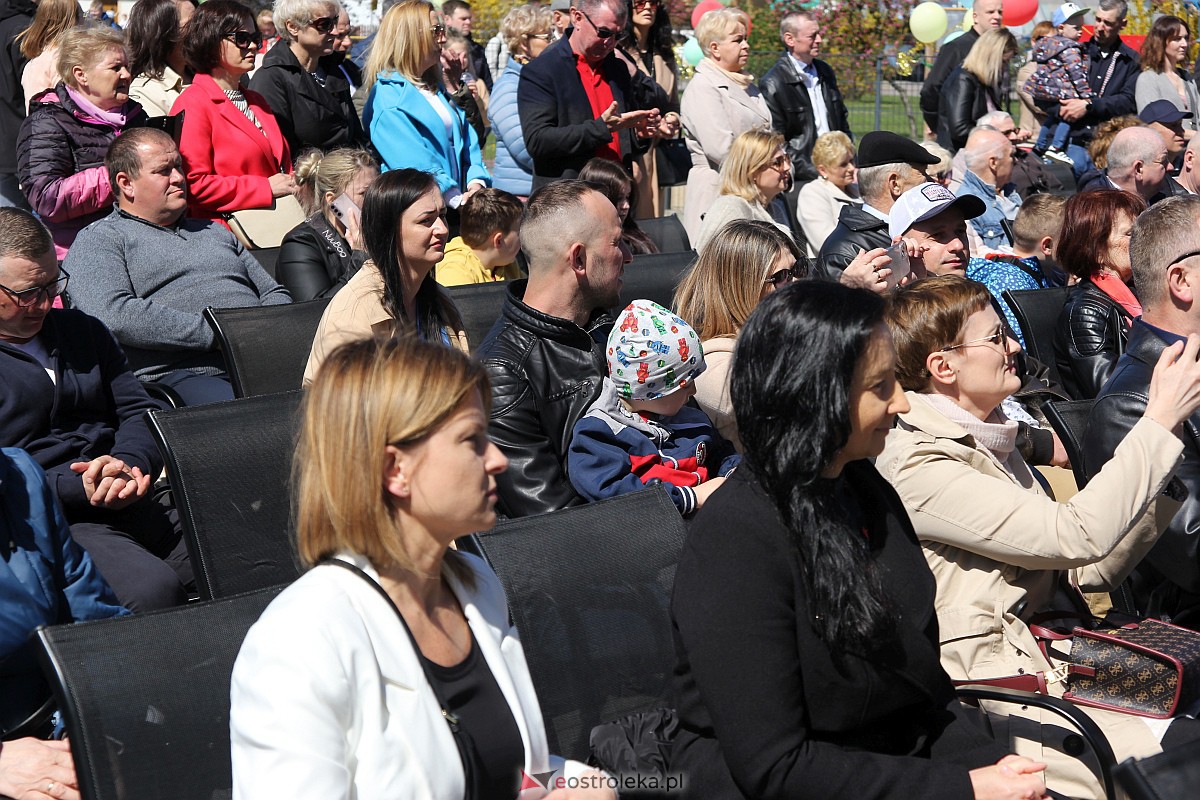 Uroczyste otwarcie nowego amfiteatru w Troszynie [30.04.2023] - zdjęcie #105 - eOstroleka.pl