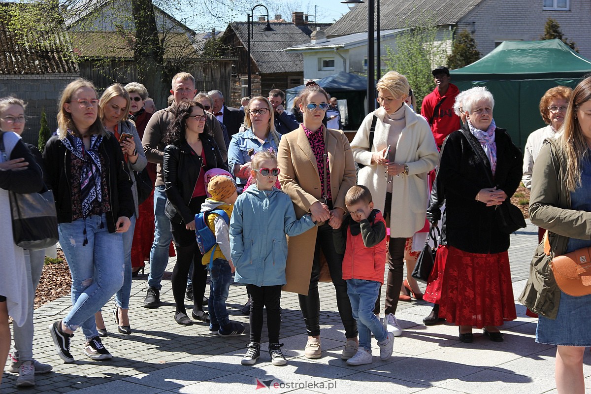 Uroczyste otwarcie nowego amfiteatru w Troszynie [30.04.2023] - zdjęcie #99 - eOstroleka.pl