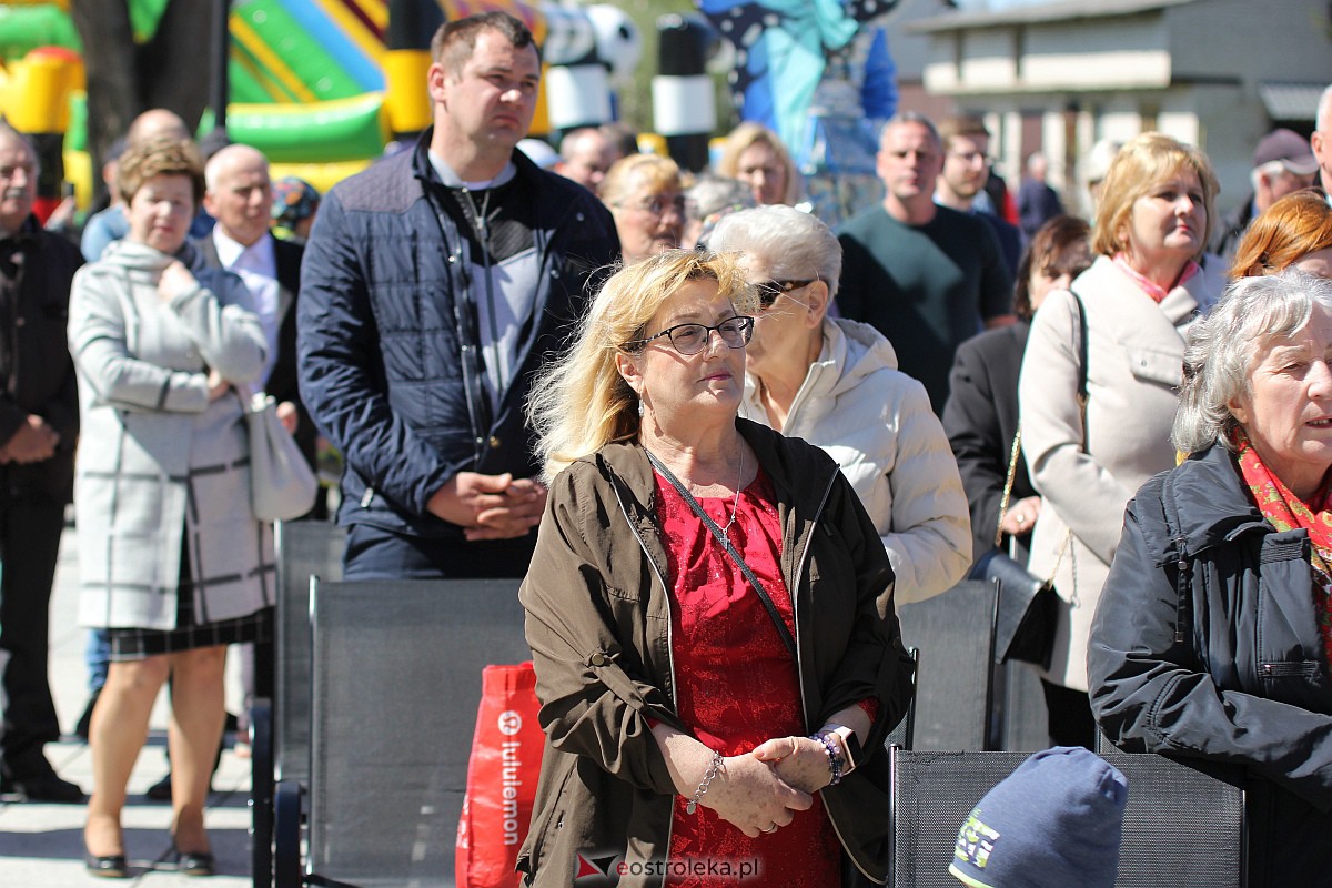 Uroczyste otwarcie nowego amfiteatru w Troszynie [30.04.2023] - zdjęcie #85 - eOstroleka.pl