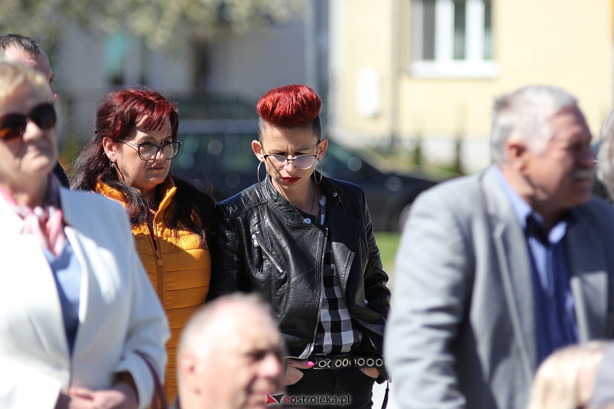 Uroczyste otwarcie nowego amfiteatru w Troszynie [30.04.2023] - zdjęcie #43 - eOstroleka.pl