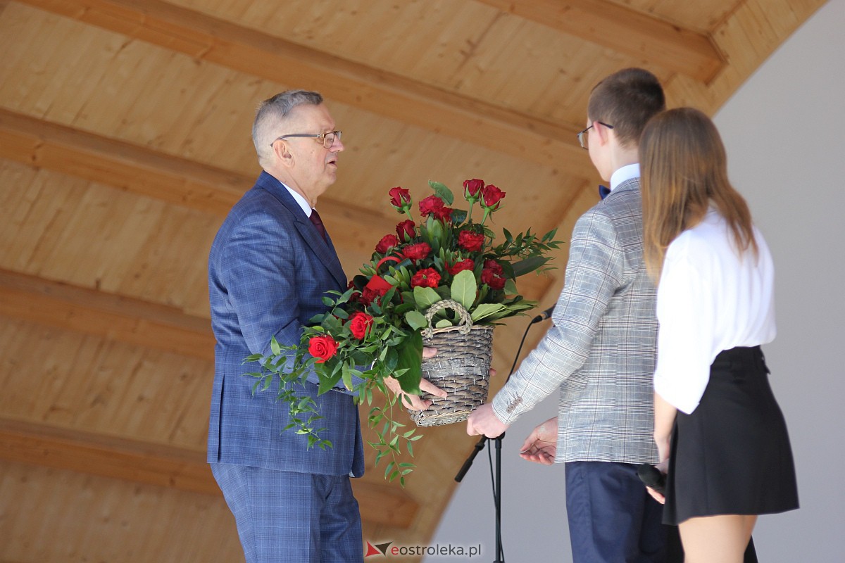 Uroczyste otwarcie nowego amfiteatru w Troszynie [30.04.2023] - zdjęcie #35 - eOstroleka.pl