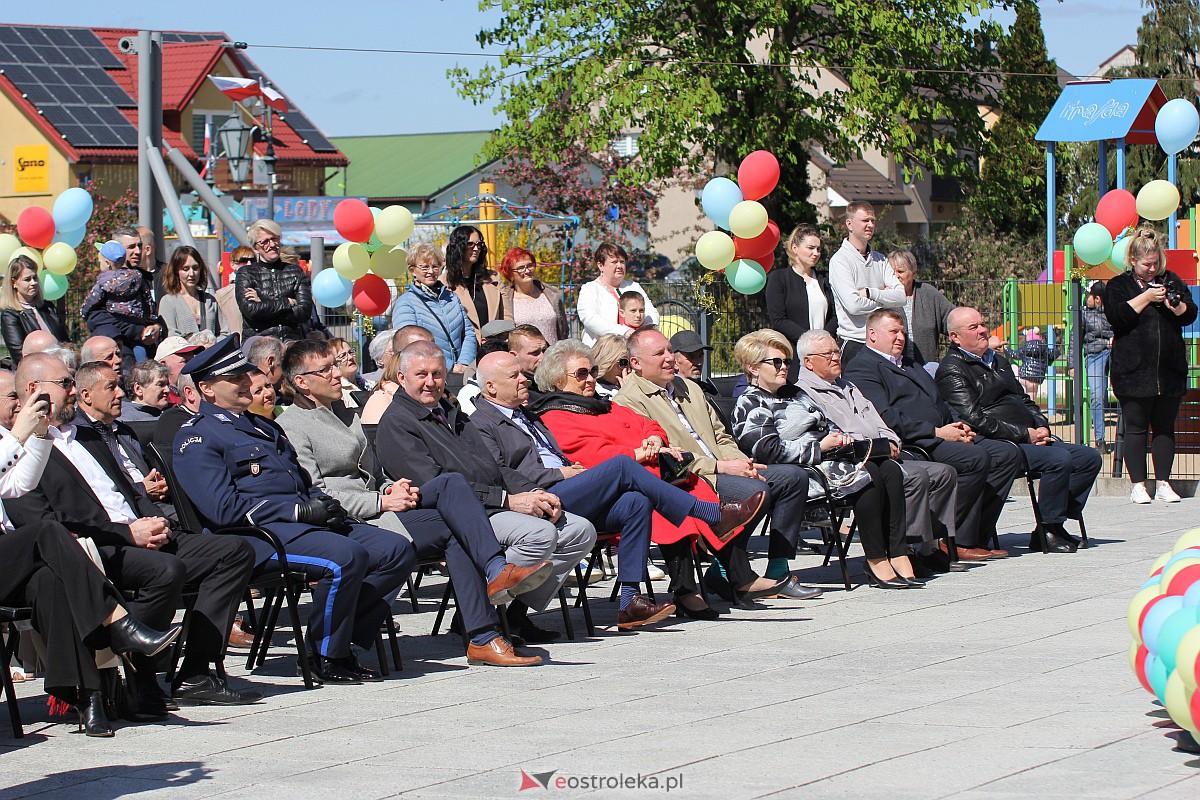 Uroczyste otwarcie nowego amfiteatru w Troszynie [30.04.2023] - zdjęcie #33 - eOstroleka.pl